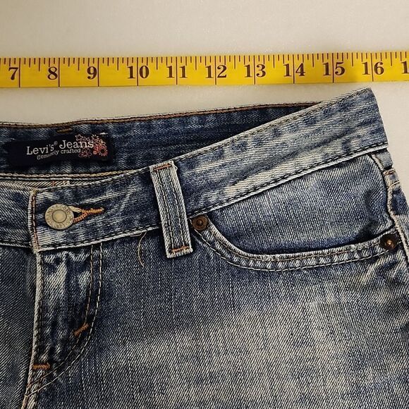 LEVI'S JEANS Junior's Denim Cotton Distressed Short Shorts Size 7 - Picture 8 of 10